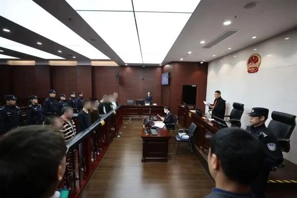 最高19年!上海审判一起恶势力犯罪案,9名团伙成员<em>获刑</em>