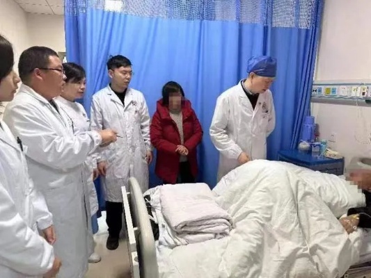 湖南省人民医院：冻雨天骨折患者增多，<em>骨科医生教你</em>如何防滑和自救！