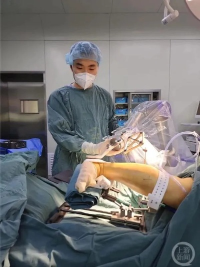 <em>手术</em>室里来了位机器人帮手，骨折患者<em>手术</em>切口仅0.5厘米