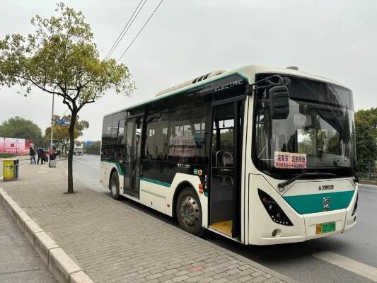 优化线路打通“最后一公里”上海不断提升<em>公共交通</em>出行品质