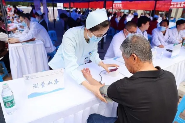 <em>郑州市</em>肺癌早期筛查项目正式启动