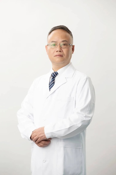 名医堂丨神经外科<em>专家</em>肖安兵:预防、治疗、康复闭环,助力患者回归社会