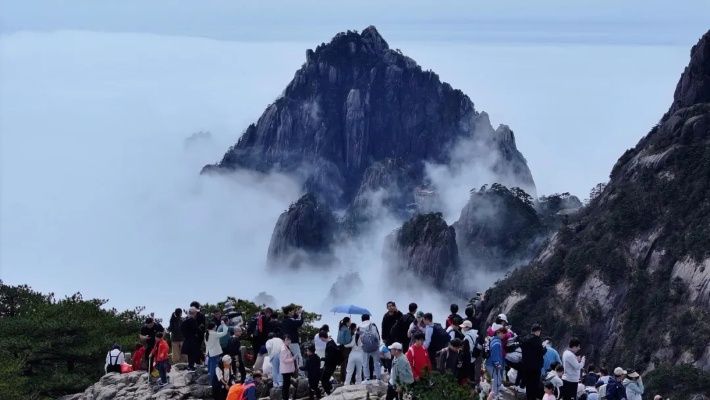 中国最难爬的5座<em>名山</em>,爬过2座算及格,全爬过的太厉害了