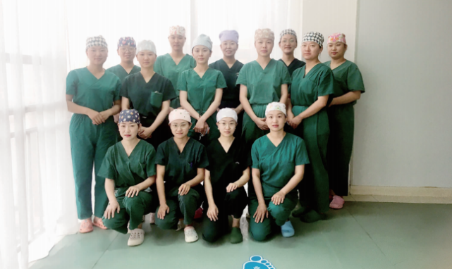 云南<em>中德骨科医院</em>麻醉科手术室护理团队—穿上护士服 她们秒变“汉子”腾讯新闻