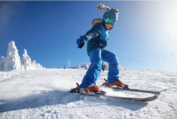 雪道尽头是<em>骨科</em>？专家告诉你滑雪运动如何减少损伤