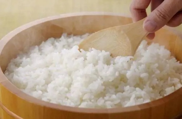 哪种“主食”最不健康？是米饭吗？<em>医生劝告</em>：5种主食，尽量少吃