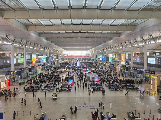 铁路<em>上海</em>站迎返程客流高峰，今日预计到达旅客超59万人次