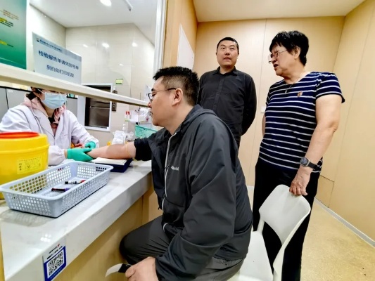 北京和南京<em>医生</em>“接力”与死神赛跑，救下急性胰腺炎发作患者