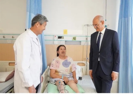 埃及<em>骨科</em>学会主席G.A.Hosny教授到访国家康复<em>医院</em>秦泗河<em>矫形</em>外科|