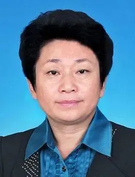 黄莉新，<em>上海</em>市人大常委会党组书记、主任