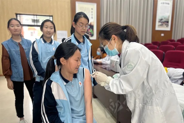 <em>巴东</em>启动2024年适龄女生HPV疫苗免费接种工作