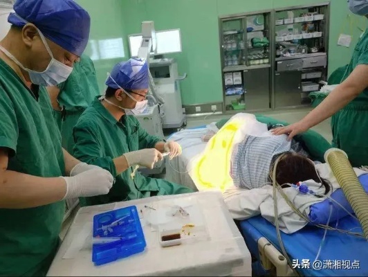 湘潭<em>一医院骨科</em>成功为一股骨颈骨折百岁老人实施人工髋关节置换术