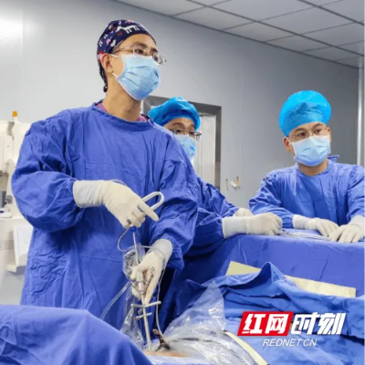 永州市<em>中心医院脊柱外科</em>：内镜手术解决胸椎黄韧带骨化病痛