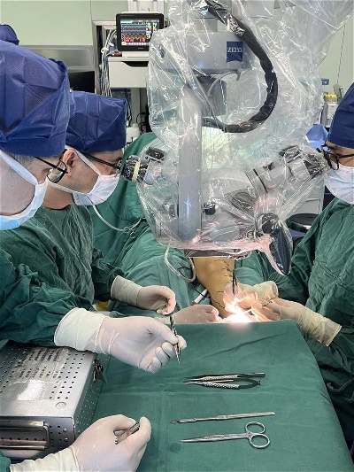 女子妇科肿瘤术后成“大象腿”血管<em>外科</em>专家巧施妙术成功“消肿”