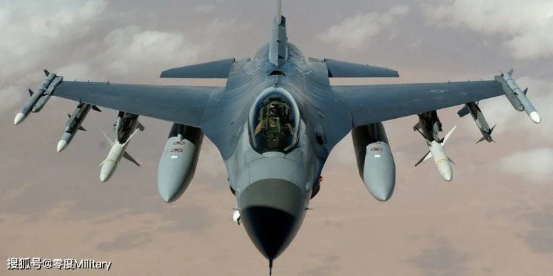 短讯：美国<em>空军</em>一架F-16战机在新墨西哥州霍洛曼<em>空军</em>基地附近坠毁